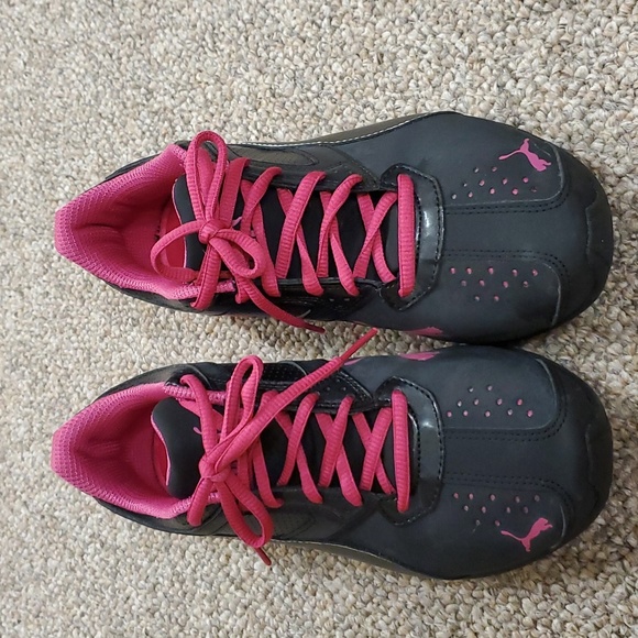 Puma shoes - Picture 2 of 13